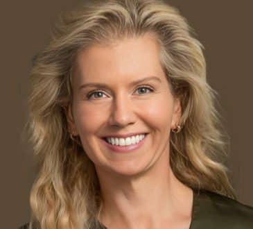 Dr. Julianna Lindsey